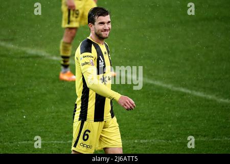 Melbourne, Australie, 29 avril 2022. Tim Payne de Wellington Phoenix lors du match De football A-League entre Melbourne Victory et Wellington Phoenix à l'AAMI Park le 29 avril 2022 à Melbourne, en Australie. Crédit : Dave Helison/Speed Media/Alamy Live News Banque D'Images