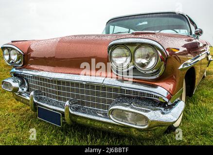 BOSSCHENHOOFD/Pays-bas-Juin 17, 2018 : une vue spectaculaire d'une Pontiac classique à Belleville un classique de l'automobile Banque D'Images