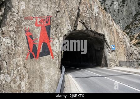 Pont du diable dans la gorge de Schöllenen, près d'Andermatt, canton d'Uri, Suisse Banque D'Images