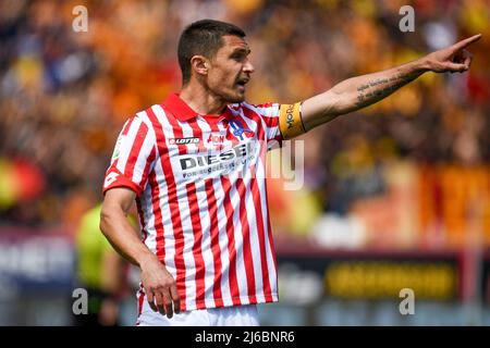 Stade Romeo Menti, Vicenza, Italie, 30 avril 2022, Le Matteo Bruscagon de Vicenza réagit lors du match LR Vicenza vs US Lecce - football italien série B. Banque D'Images