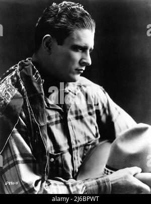 FRED THOMSON Portrait en tant que Jesse James en JESSE JAMES aka THE OUTLAW RIDER 1927 réalisateur LLOYD INGRAHAM scénario / histoire Frances Marion ( comme Frank M. Clifton) Paramount Famous Lasky Corporation / Paramount Pictures Banque D'Images