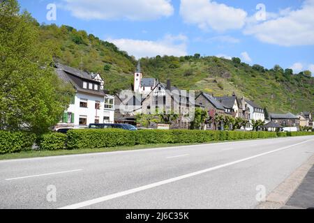 Front de mer à Hatzenport an der Mosel Banque D'Images