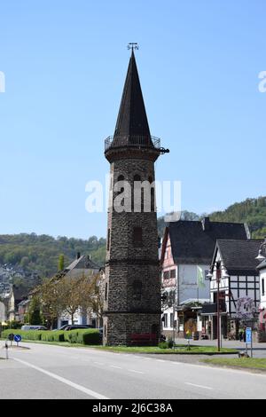 Alter Fährturm in Hatzenport an der Mosel Banque D'Images