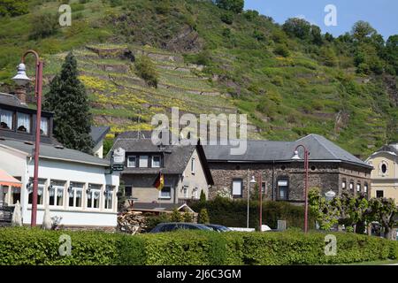 Front de mer à Hatzenport an der Mosel Banque D'Images
