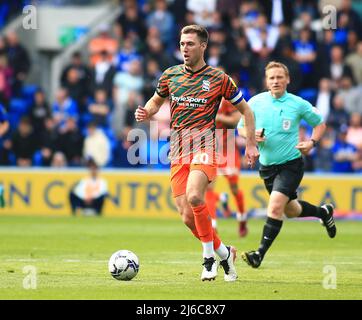 30th avril 2022 : Cardiff City Stadium, Cardiff, pays de Galles ; championnat de football, Cardiff City versus Birmingham ; Gary Gardner de Birmingham City Banque D'Images