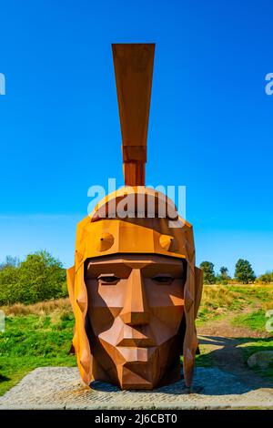 La sculpture de 6 mètres de haut d'un soldat romain Silvanus par l'artiste Svetlana Kondakova sur la route du mur Antonine à Nethercroy, en Écosse Banque D'Images