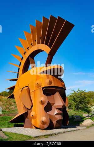 La sculpture de 6 mètres de haut d'un soldat romain Silvanus par l'artiste Svetlana Kondakova sur la route du mur Antonine à Nethercroy, en Écosse Banque D'Images