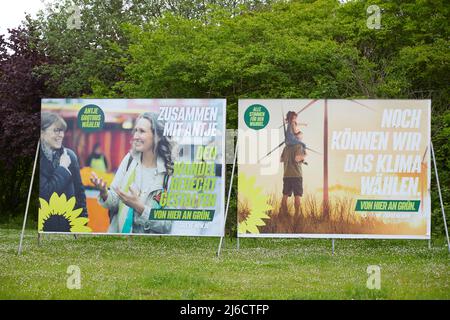 Huerth, NRW, Allemagne, 04 30 2022, bannière électorale du parti vert pour les élections de northhine westfalia en 2022 Banque D'Images