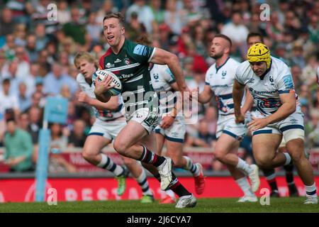 Leicester, Royaume-Uni. 30th avril 2022. Leicester Harry Potter s'arrête lors du match de rugby Gallagher Premiership entre Leicester Tigers et Bristol Rugby au stade Mattioli Woods Welford Road, Leicester, Royaume-Uni, le 30 avril 2022. Photo de Simon Hall. Utilisation éditoriale uniquement, licence requise pour une utilisation commerciale. Aucune utilisation dans les Paris, les jeux ou les publications d'un seul club/ligue/joueur. Crédit : UK Sports pics Ltd/Alay Live News Banque D'Images