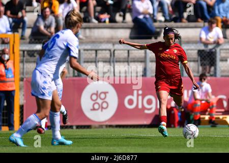 Andressa Alves d'AS Roma lors de la coupe d'Italie les femmes de MATCH entre AS Roma et Empoli Dames au Stadio Tre Fontane le 30 avril 2022 à Rome, Italie. Banque D'Images