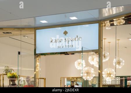 Houston, Texas, Etats-Unis - 25 février 2022: Kate Spade magasin New York dans un centre commercial. Banque D'Images