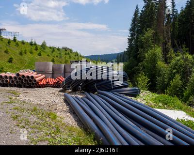 pipes dans les baies en montagne Banque D'Images