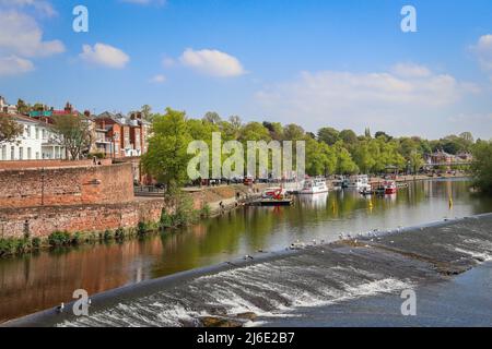 Chester Riverfront, The Groves, River Dee Banque D'Images