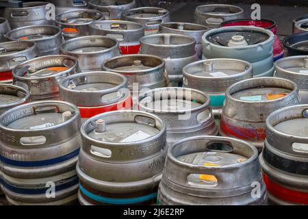 Fûts/fûts de bière métalliques Banque D'Images