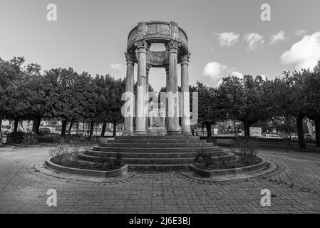 Isernia, Molise. Monument aux morts de la première Guerre mondiale Banque D'Images