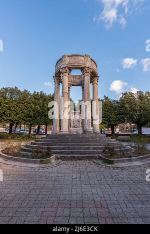 Isernia, Molise. Monument aux morts de la première Guerre mondiale Banque D'Images