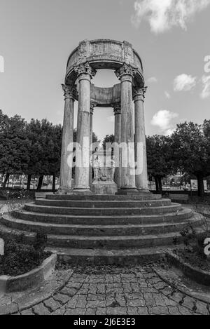 Isernia, Molise. Monument aux morts de la première Guerre mondiale Banque D'Images