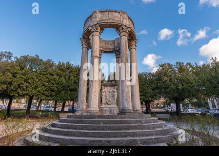 Isernia, Molise. Monument aux morts de la première Guerre mondiale Banque D'Images