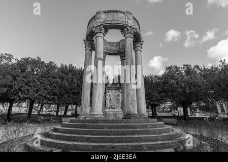 Isernia, Molise. Monument aux morts de la première Guerre mondiale Banque D'Images