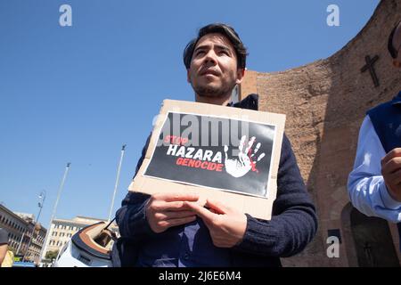 30 avril 2022, Rome, Italie: Sit-in organisé par la communauté Hazara en Italie pour protester contre le génocide des personnes Hazara perpétré par les talibans en Afghanistan (Credit image: © Matteo Nardone/Pacific Press via ZUMA Press Wire) Banque D'Images