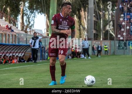 Stadio Oreste Granillo, Reggio Calabria, Italie, 30 avril 2022, Denis German reggina porte le ballon pendant Reggina 1914 vs Como 1907 - Italien SO Banque D'Images