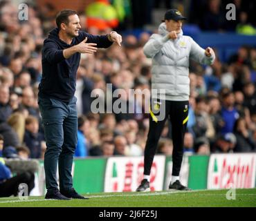 Le Manager d'Everton Frank Lampard fait des gestes depuis le banc de touche lors du match de la Premier League à Goodison Park, Liverpool. Date de la photo: Dimanche 1 mai 2022. Banque D'Images