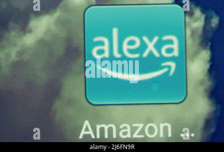 Dans cette illustration, le logo de l'application Alexa d'Amazon s'affiche sur l'écran d'un smartphone. (Photo par Igor Golovniov / SOPA Images/Sipa USA) Banque D'Images