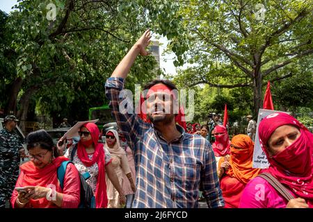 1 mai 2022, New Delhi, Delhi, Inde: New Delhi State Anganwadi travailleurs et les assistants protestent contre le gouvernement de Delhi sur diverses demandes de Mandi House à Jantar Mantar, à l'occasion de la Journée internationale des travailleurs, également connue sous le nom de Fête du travail. (Credit image: © Mohsin Javed/Pacific Press via ZUMA Press Wire) Banque D'Images