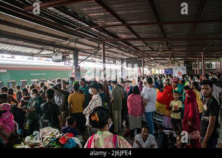 Voyagez en train pour célébrer le plus grand festival religieux Eid-UL-Fitr. Banque D'Images