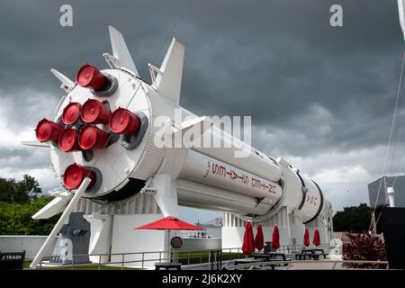 Cape Canaveral, FL - Sep 10 2021: Une fusée Saturn IB conçue par la NASA comme une pierre de pas à l'atterrissage sur la lune Banque D'Images