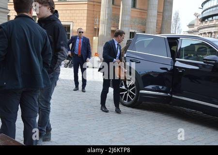 Le politisé suédois et chef du parti modéré Ulf Kristersson près du Riksdag (Parlement) à Stockholm - le 29 avril 2022. Banque D'Images