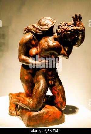 Italie Emilia Romagna Bertinoro: Musée interreligieux: Adam et Eve. Bronze par Francesco Messina 1929 salle du mal Banque D'Images