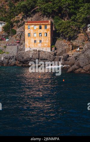 SAN FRUTTUOSO, ITALIE - JUILLET 2021 : architecture ancienne maison Banque D'Images