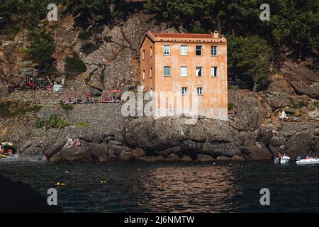 SAN FRUTTUOSO, ITALIE - JUILLET 2021 : architecture ancienne maison Banque D'Images