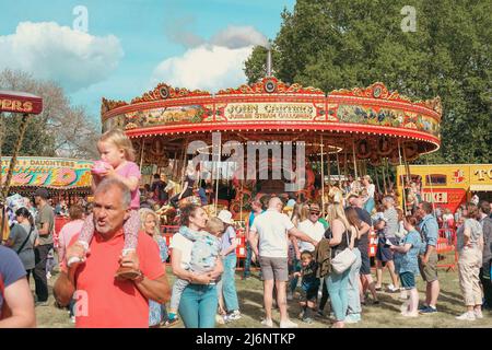 Carters Steam Fair est une foire traditionnelle anglaise avec des manèges datant des années 1890s à 1960. Banque D'Images