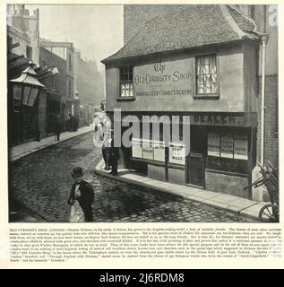 Photographie vintage de l'ancienne boutique de curiosité dans le marché de Clare, victorien 19th siècle Banque D'Images