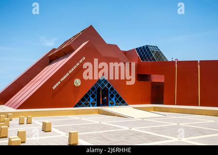 L'extérieur du Museo Tumbas Reales de Sipan, Lambayeque, près de Chiclayo, Pérou. Banque D'Images