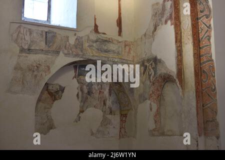 Tolède, Castille-la Manche, Espagne. Sanctuaire de Cristo de la Luz. Ancienne mosquée, construite à la fin du 10th siècle et transformée en église chrétienne au 12th siècle. Reste d'une fresque dans un arcofolium de l'église, représentant ce qui est censé être une Pentecôte. Banque D'Images