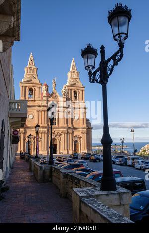 L'église paroissiale de la Nativité de la Vierge Marie, Misrah il-Parrocca, Mellieha, Malte Banque D'Images