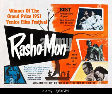 Affiche du film vintage - RASHOMON (Toho, 1950). Samouraï (Toshiro Mifune) Directeur : Akira Kurosawa Banque D'Images