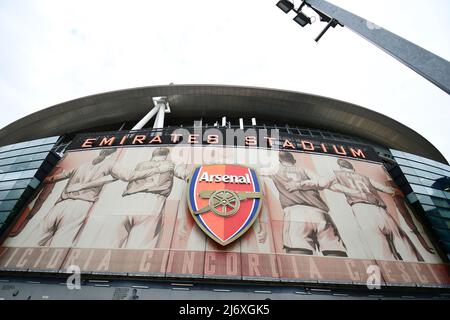 Londres, Royaume-Uni. 04th mai 2022. À l'extérieur du stade emirates, avant le rendez-vous WSL entre Arsenal et Tottenham Hotspur au stade Emirates de Londres, en Angleterre. Crédit: SPP Sport presse photo. /Alamy Live News Banque D'Images