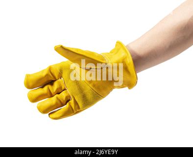 Main mâle portant un gant en cuir jaune sur fond blanc. Signez avec la main. Banque D'Images