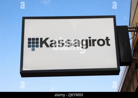 Karlstad, Suède - 24 avril 2022 : gros plan du Kassagirot signe dans un magasin offrant des services de paiement en vente libre Banque D'Images