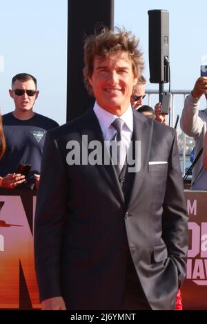 San Diego, Californie. 4th mai 2022. Tom croisière à l'arrivée pour LE TOP CANON: MAVERICK Premiere, USS Midway Museum, San Diego, CA 4 mai 2022. Crédit : Priscilla Grant/Everett Collection/Alay Live News Banque D'Images