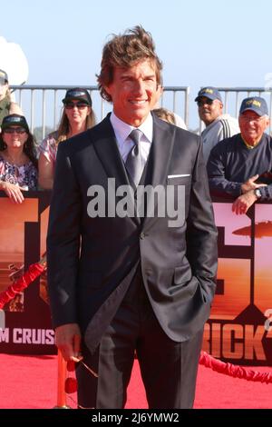 San Diego, Californie. 4th mai 2022. Tom croisière à l'arrivée pour LE TOP CANON: MAVERICK Premiere, USS Midway Museum, San Diego, CA 4 mai 2022. Crédit : Priscilla Grant/Everett Collection/Alay Live News Banque D'Images