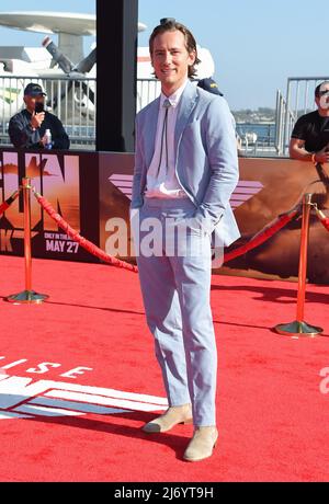 San Diego, États-Unis. 04th mai 2022. Lewis Pullman arrive à la première mondiale « Top Gun: Maverick » sur l'USS Midway à San Diego, CA le 4 mai 2022 © OConnor/AFF-USA.com Credit: AFF/Alamy Live News Banque D'Images
