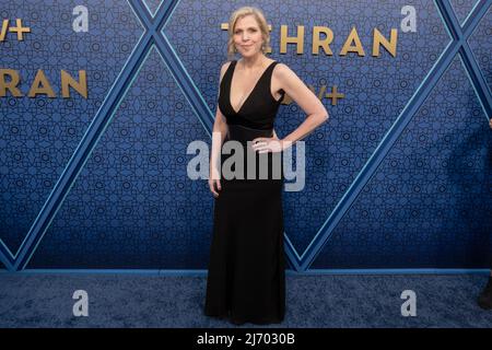 Dana Eden participe à la cérémonie du tapis rouge pour la première de la deuxième saison de « Téhéran » d’Apple au Robin Williams Centre de New York, New York, le 4 mai 2022. (Photo de Gabriele Holtermann/Sipa USA) Banque D'Images