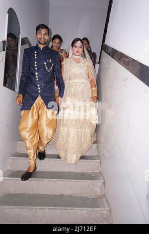 Le mariage traditionnel des indiens se déroule au temple. Cérémonie de mariage traditionnelle indienne pleine de tradition et de culture. Banque D'Images