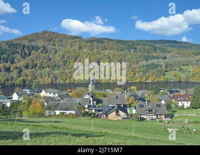 Einruhr à Rursee dans l'Eifel, Allemagne Banque D'Images