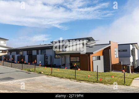 Nouvelles maisons construites dans la nouvelle banlieue de Canberra de Denman Prospect,Canberra,ACT,Australie Banque D'Images